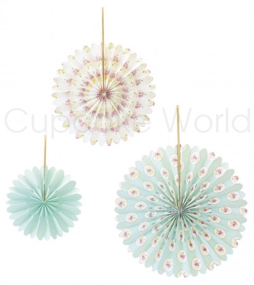 ROBERT GORDON DUCK EGG CAMEO GREEN LOLLIPOP PAPER FANS SET OF 3 ROBERT GORDON DUCK EGG CAMEO GREEN LOLLIPOP PAPER FANS SET OF 3